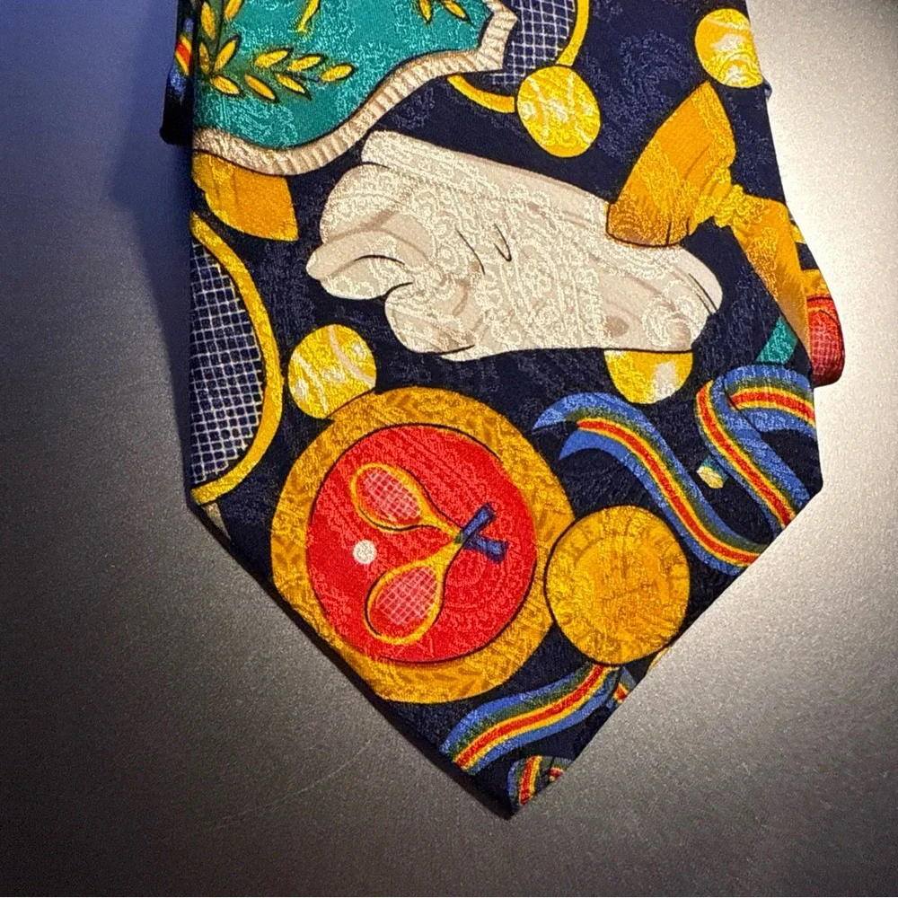 Papell 100% silk tie Tennis Racquets/Trophy/Balls Pre-owned Excellent Condition